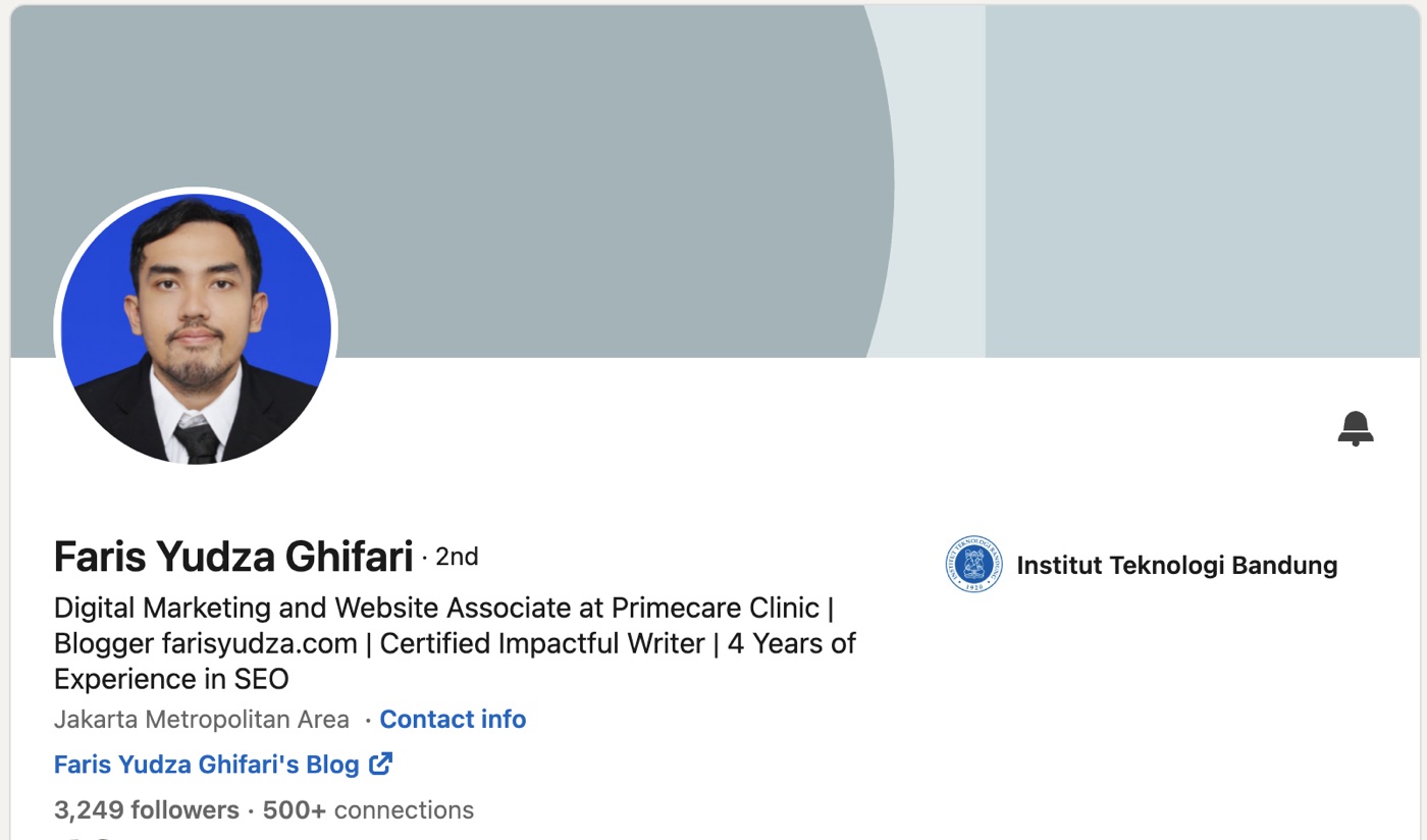 Faris Yudza Ghifari's LinkedIn header and headline
