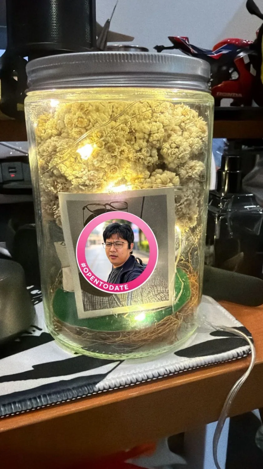 Toples edelweiss kering dengan foto